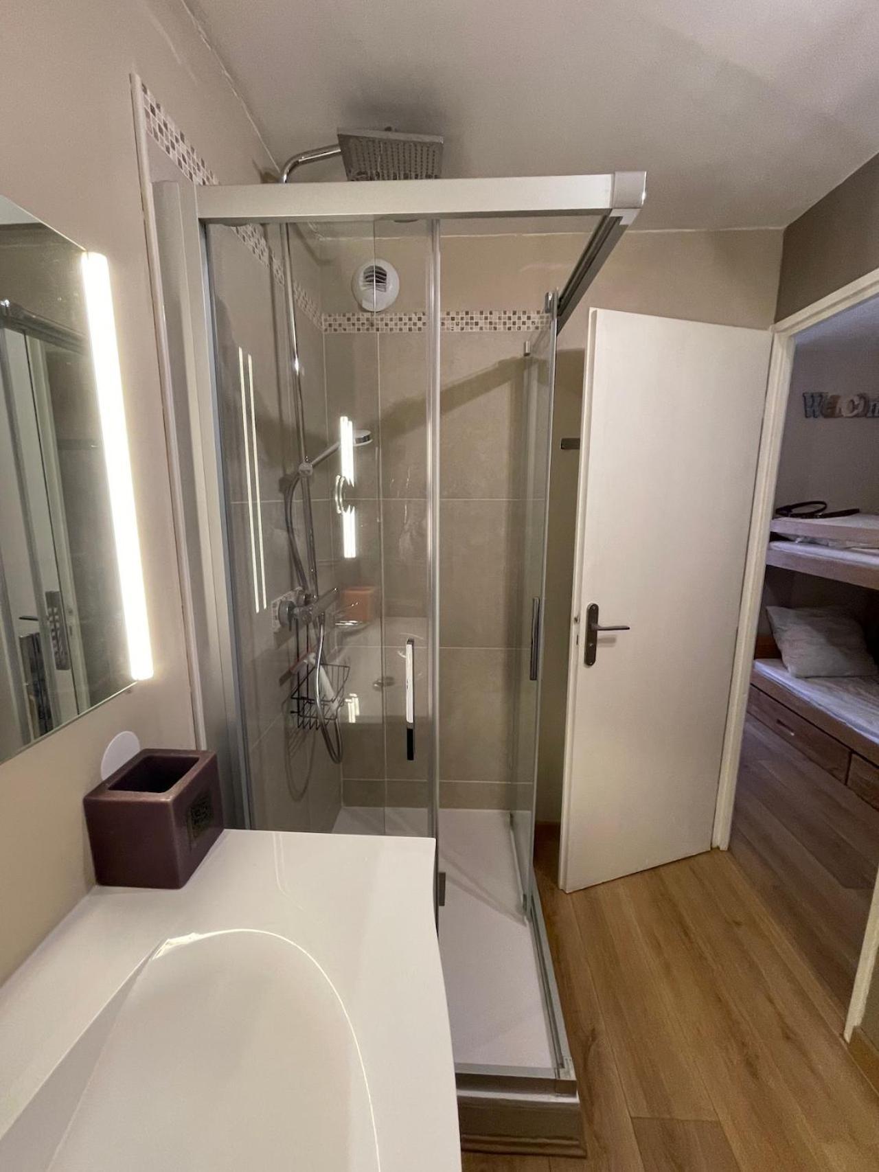 Studio Les Chalmettes 4 Personnes Au Pied Des Pistes Wifi - Balcon - Parking Montgenèvre Dış mekan fotoğraf