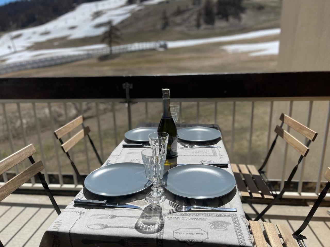Studio Les Chalmettes 4 Personnes Au Pied Des Pistes Wifi - Balcon - Parking Montgenèvre Dış mekan fotoğraf