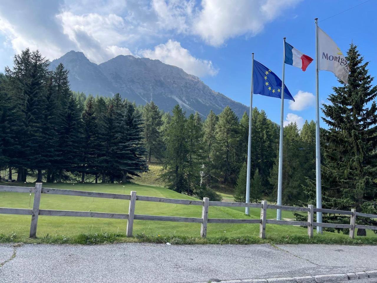Studio Les Chalmettes 4 Personnes Au Pied Des Pistes Wifi - Balcon - Parking Montgenèvre Dış mekan fotoğraf